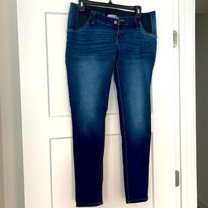 Maternity jeans